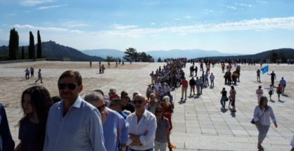 Asistentes al Valle de los Caídos