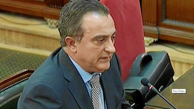 Manel Castellví, antiguo comisario jefe de Información de los Mossos, testificó el pasado viernes