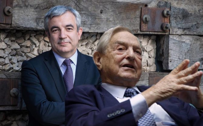 Luis Garicano (al fondo), mantiene una estrecha relación de amistad con George Soros. 