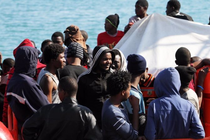 Marruecos - Más de 1.100 inmigrantes han sido rescatados este fin de semana procedentes de 65 pateras - Página 5 Inmis-670x447