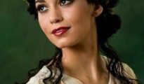 https://i.pinimg.com/236x/91/ba/5b/91ba5bc5392c33ab226d725fb3e0a447--greek-makeup-ancient-greece-fashion-women.jpg
