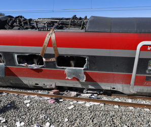 Vagón del tren Iryio siniestrado en el accidente ferroviario ocurrido el pasado domingo. La Guardia Civil está centrada ahora en analizar el vagón seis del tren Iryo, el primero que se descarriló en Adamuz.