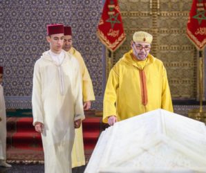 El rey Mohamed VI de Marruecos y su heredero, el príncipe Moulay Hasán.